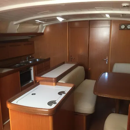 Zaba Sailing Atena